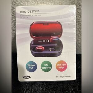 HBQ-Q82TW5 Wireless Earbuds - Red and Blue